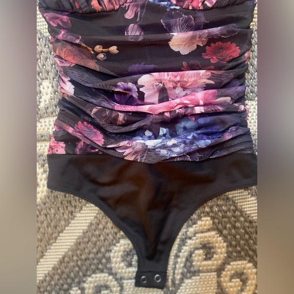 💕NEVER WORN | Express Bodysuit | Size XS - Picture 3 of 8